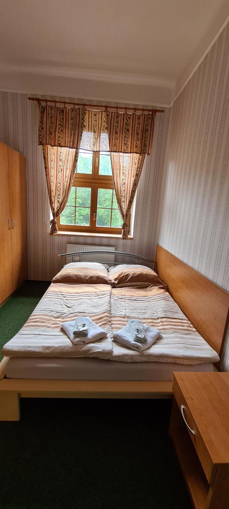 Horske Ubytovani Kralovsky Dvur Na Bilem Potoce Hamry  Room photo