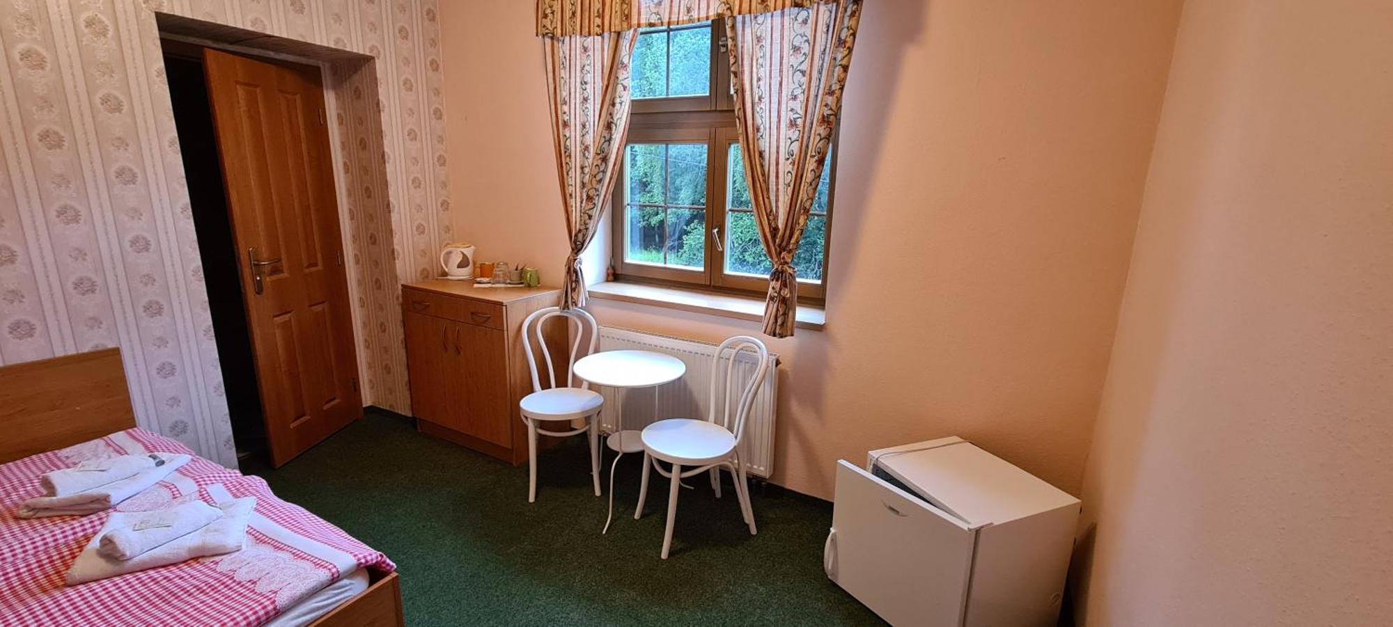 Horske Ubytovani Kralovsky Dvur Na Bilem Potoce Hamry  Room photo